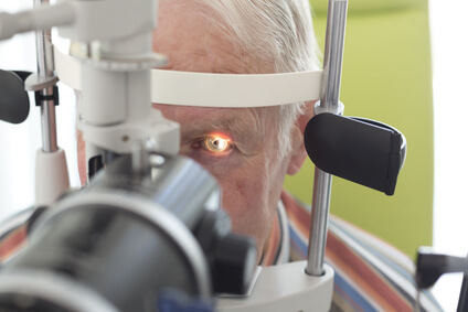 Лечение меланомы глаза в клиниках Израиля